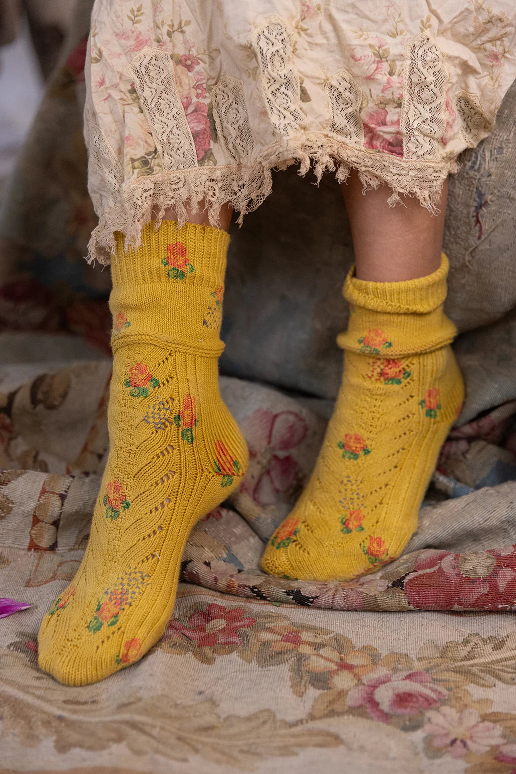 Magnolia Pearl Floral Lil' Dipper Socks - Blooming Sun