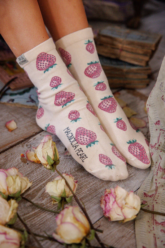 Magnolia Pearl Strawberry Socks - Sweet Kiss