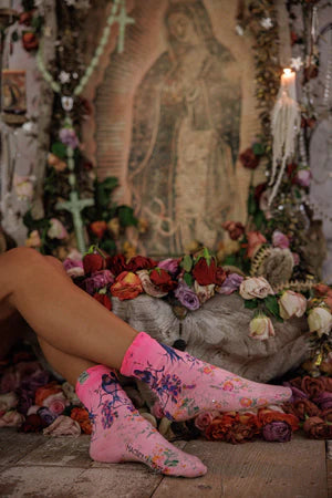 Magnolia Pearl Two Birds MP Socks - Valentine Pink