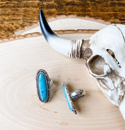 Western Oval Turquoise Statement Ring