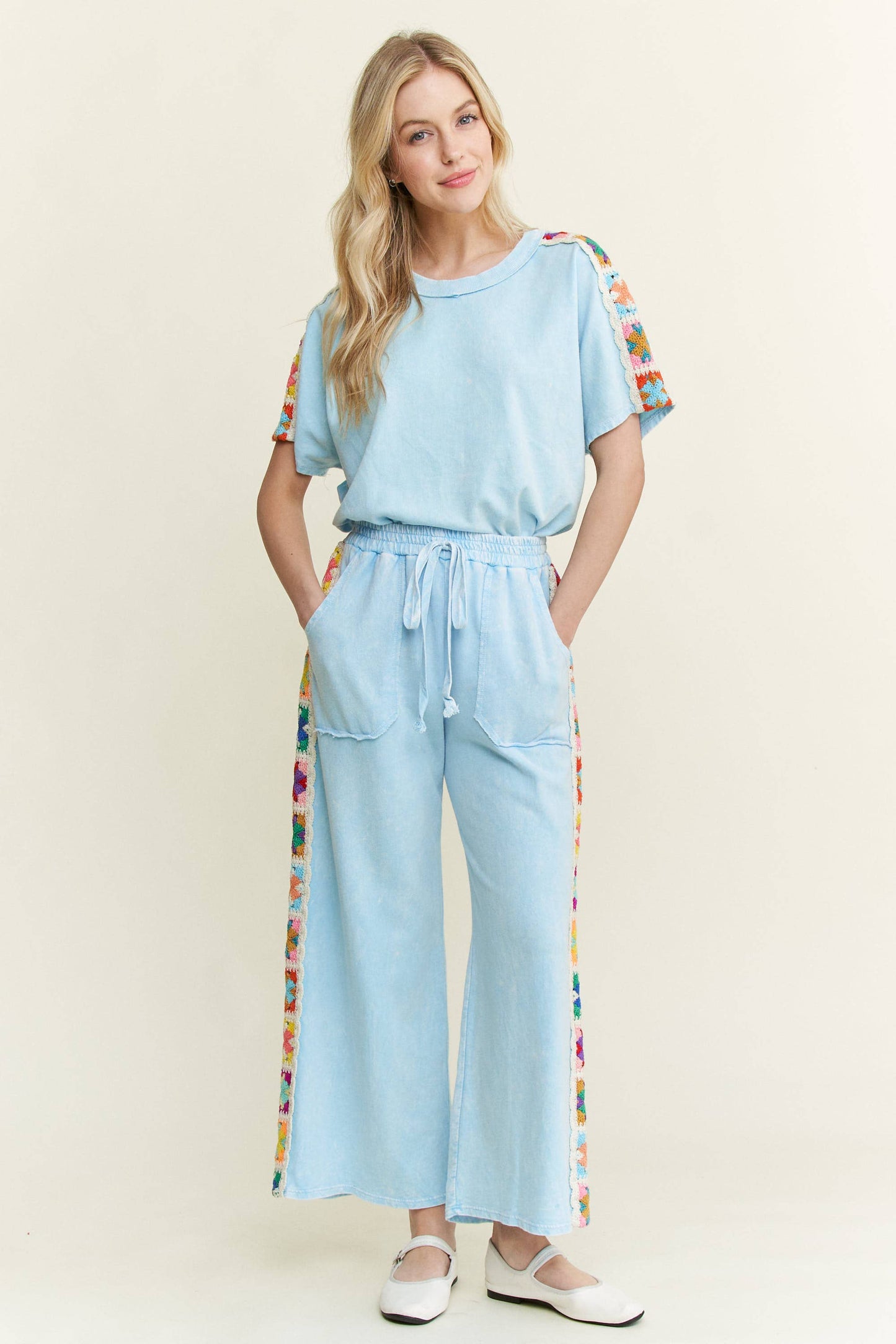 Mineral Washed Real Crochet Patch Side Trim Pant