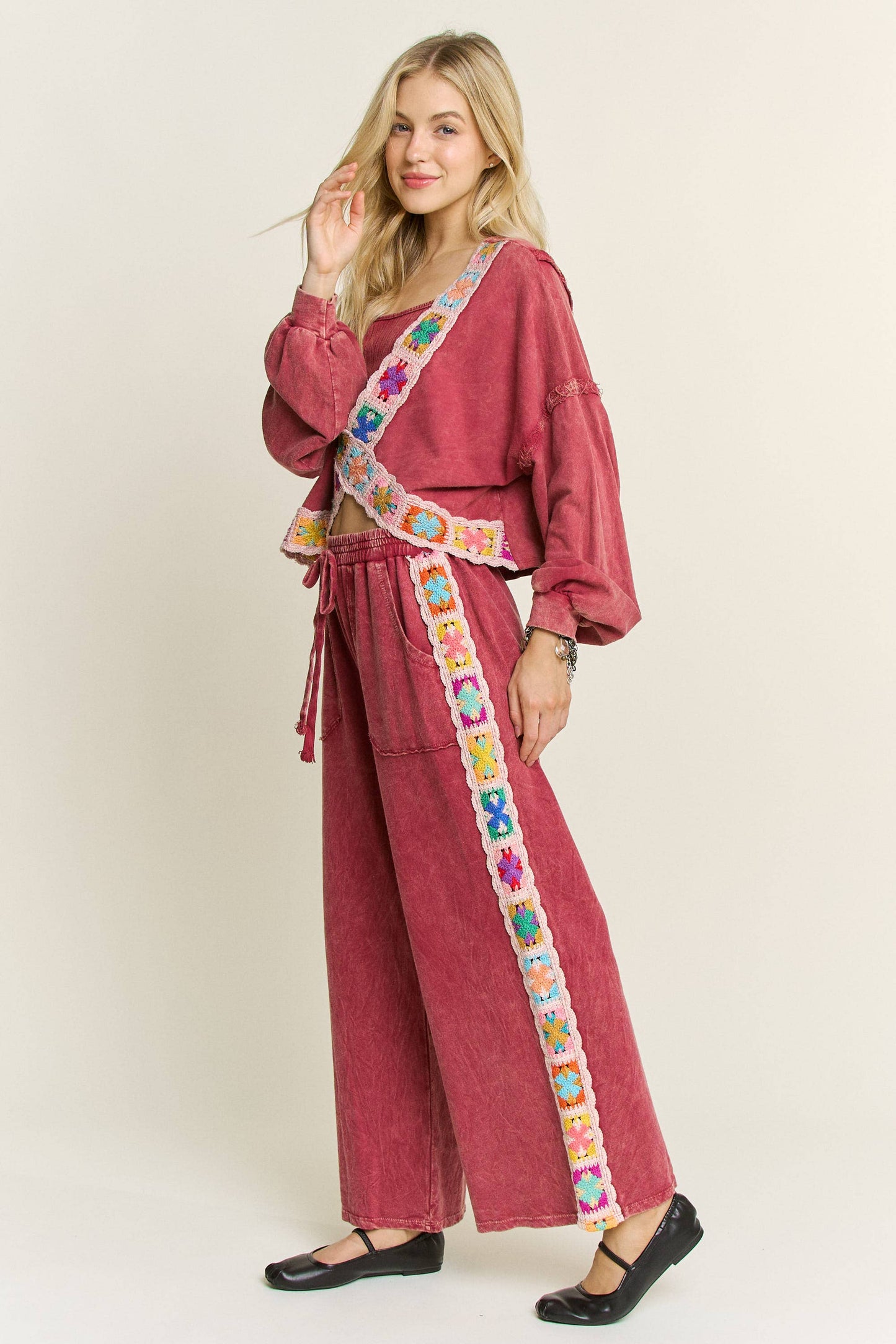 Mineral Washed Real Crochet Patch Side Trim Pant