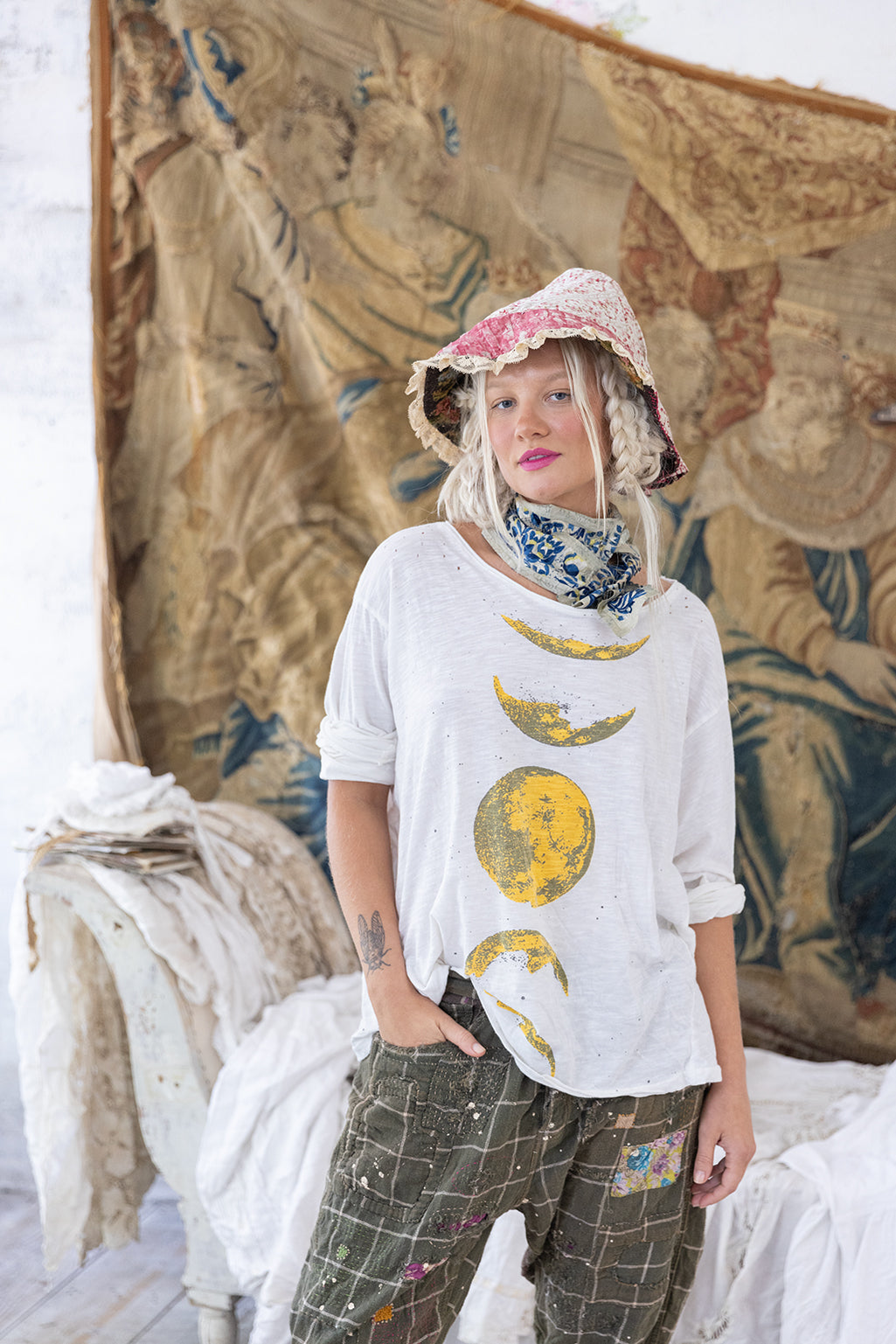 Magnolia Pearl Master of Time Phases Viggo Tee - Nala