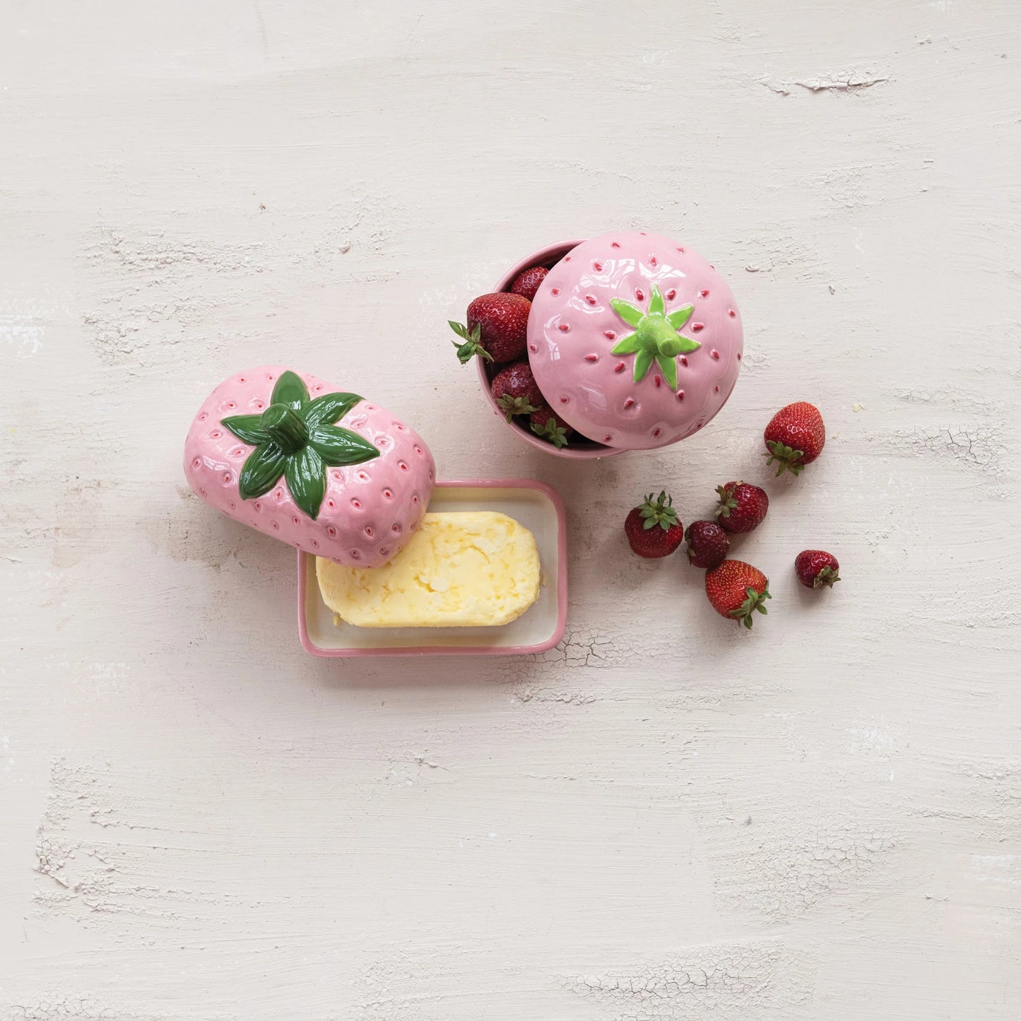 Ceramic Strawberry Shaped Dish