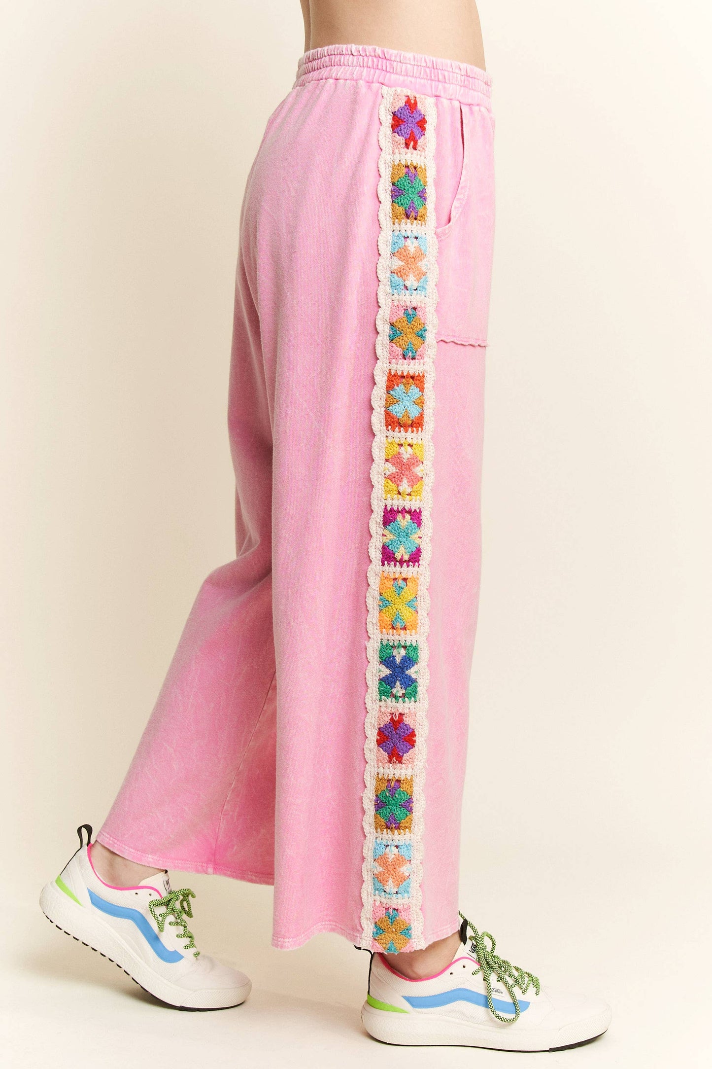 Mineral Washed Real Crochet Patch Side Trim Pant