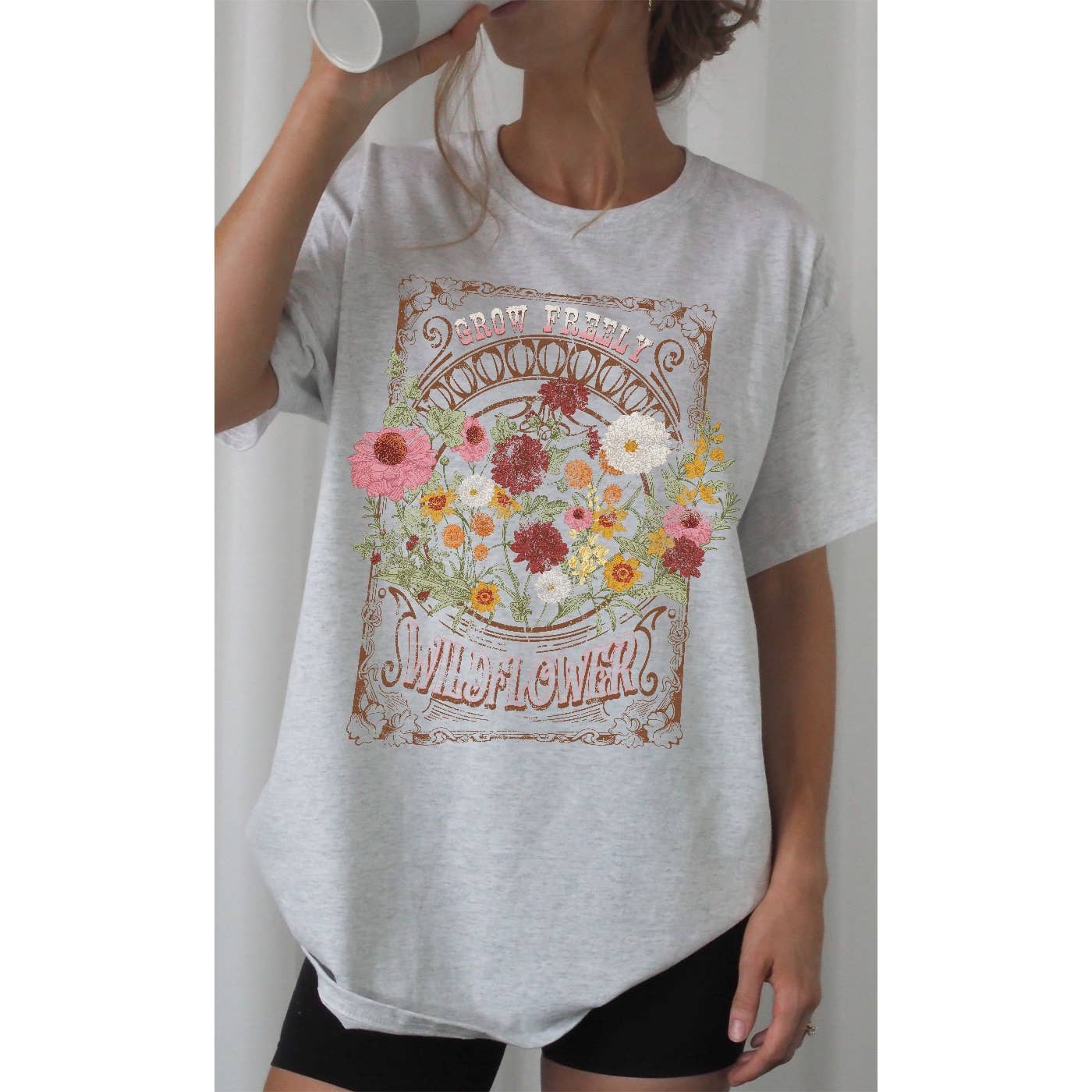 Retro Grow Freely Wildflower Oversized Graphic Tee