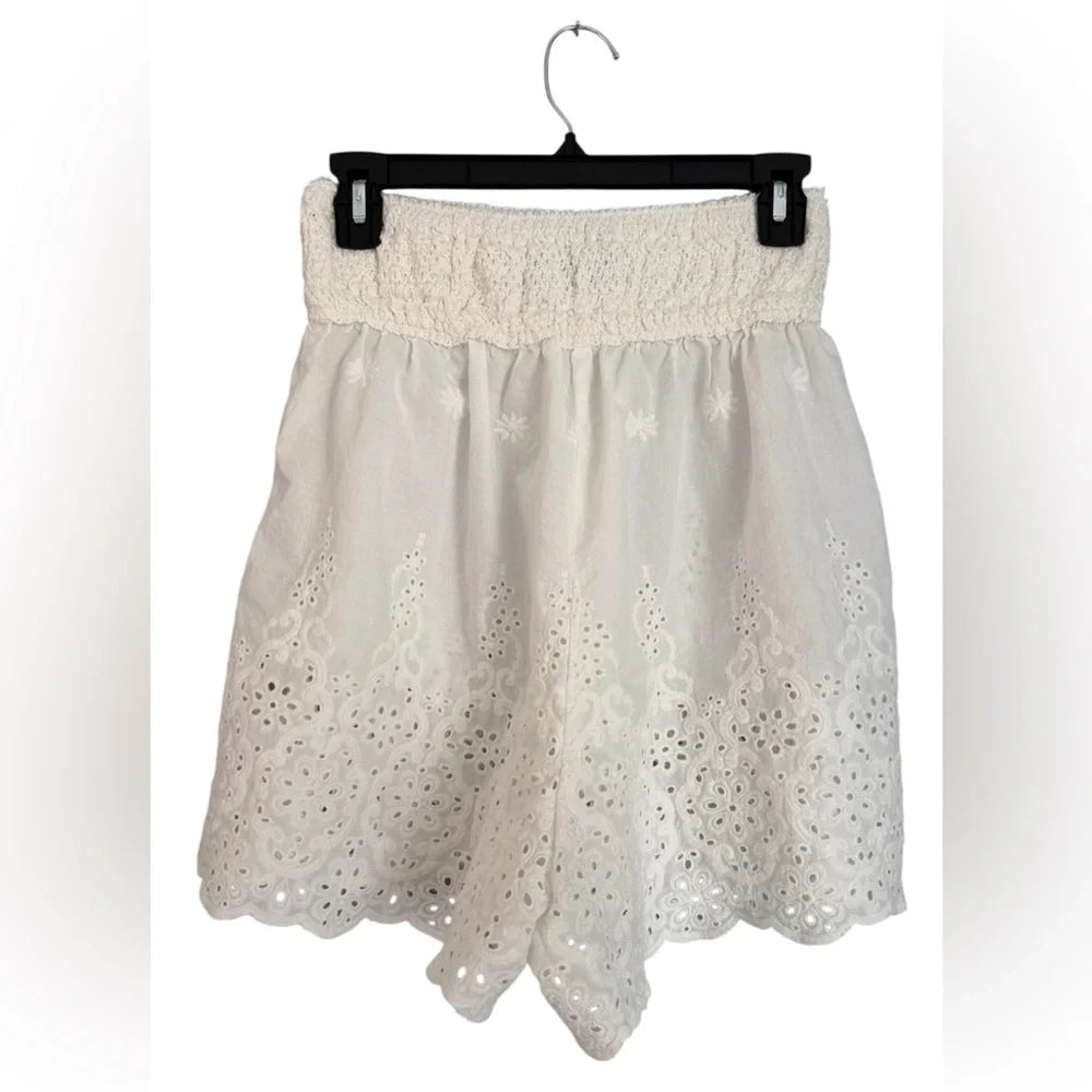 Jaded Gypsy Under Wraps Eyelet Shorts - Parchment