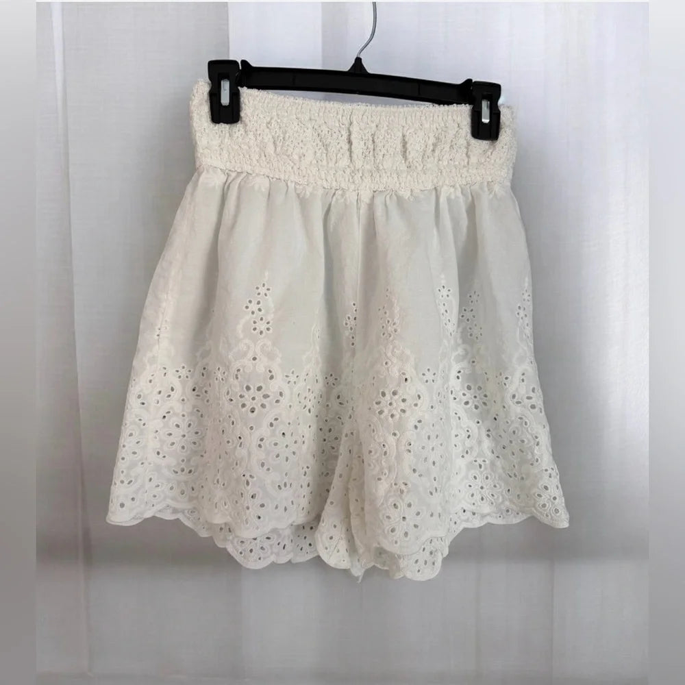 Jaded Gypsy Under Wraps Eyelet Shorts - Parchment