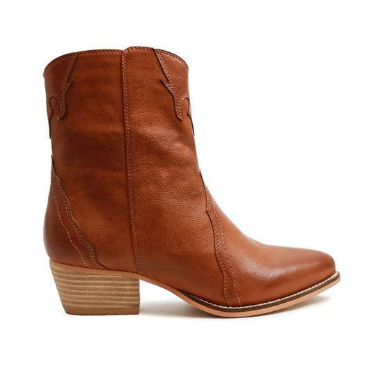 Pointy Toe Western Chunky Boots
