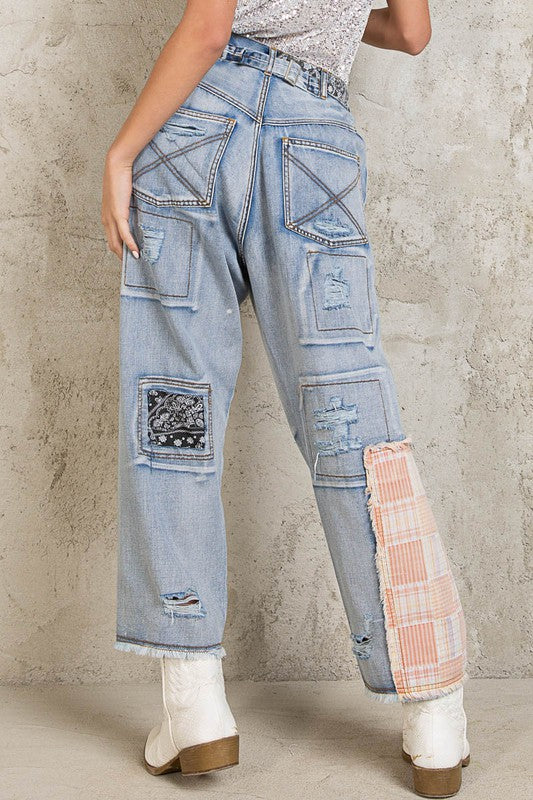 Patch Detail Straight Pants