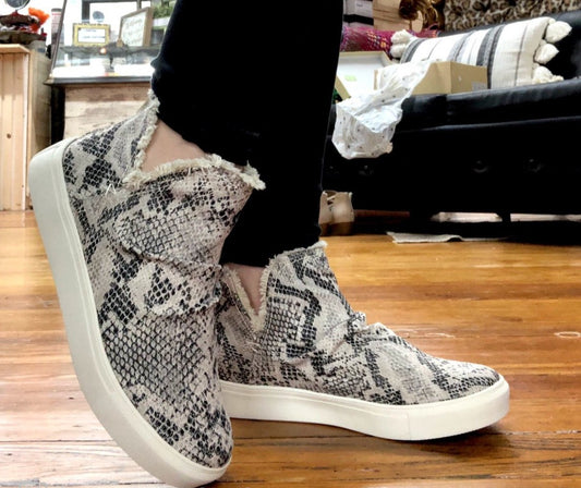 Snake Print High Ankle Shoes