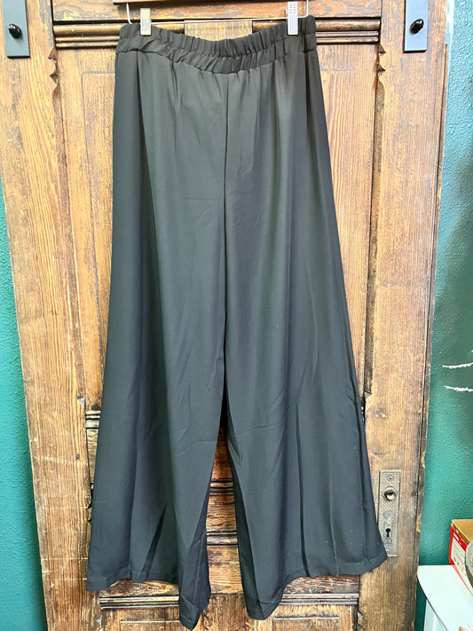 Curvy Girl Wide Leg Pants - Black