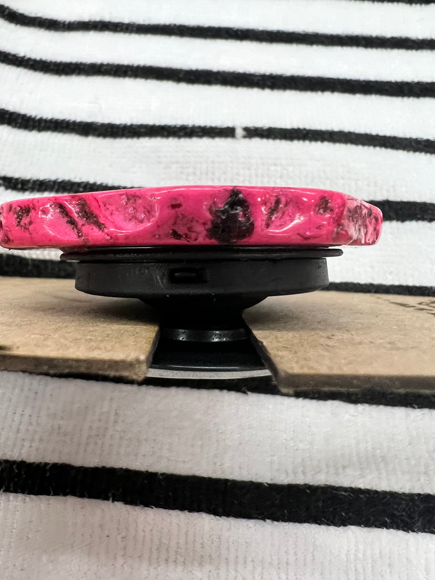 Artisan Phone Grip - Pink